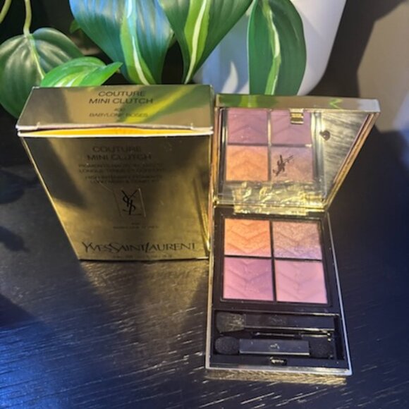 $68 Yves Saint LaurentCouture Mini Clutch Eyeshadow Palette